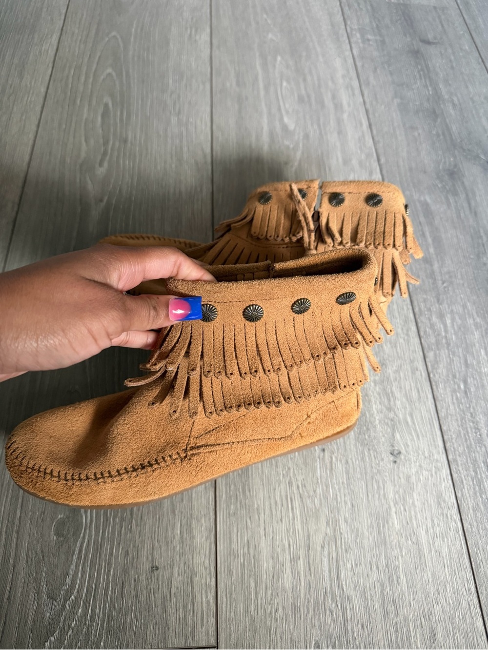 Minnetonka Women’s Fringe Moccasins Ankle Boots in Camel Brown